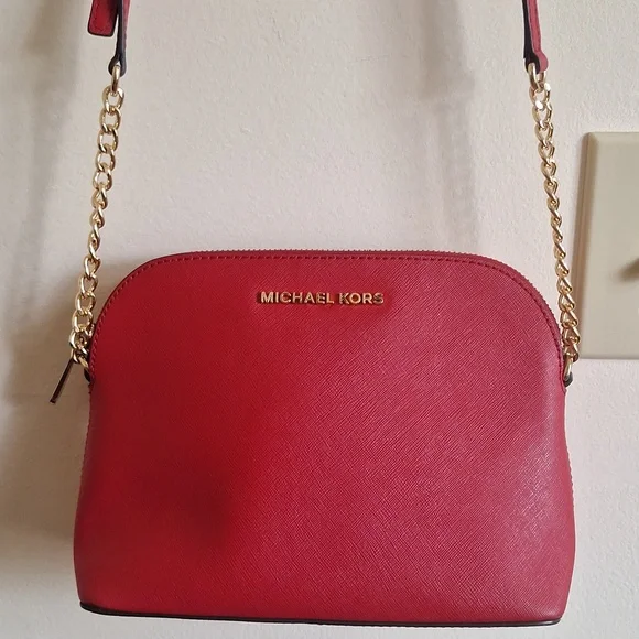 Michael Kors Large Red Saffiano Dome Crossbody Gokd Hardware - Picture 3 of 11